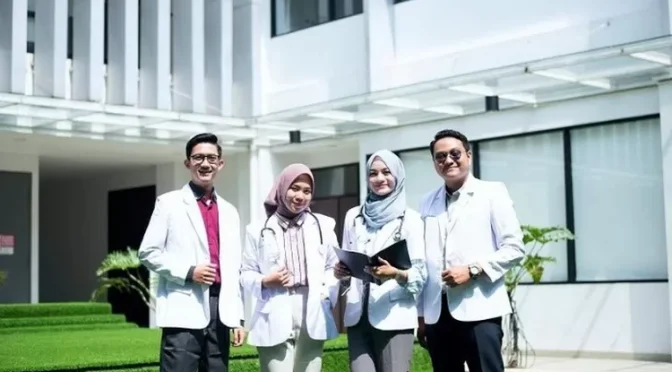 Rekomendasi Universitas Jurusan Kedokteran Terbaik di Indonesia Versi Unirank